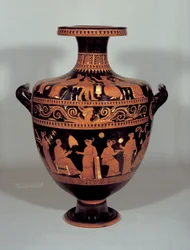 Rood-figuur hydria met scènes in vrouwenkwartieren (gynaikonites) van Apulië, Italië